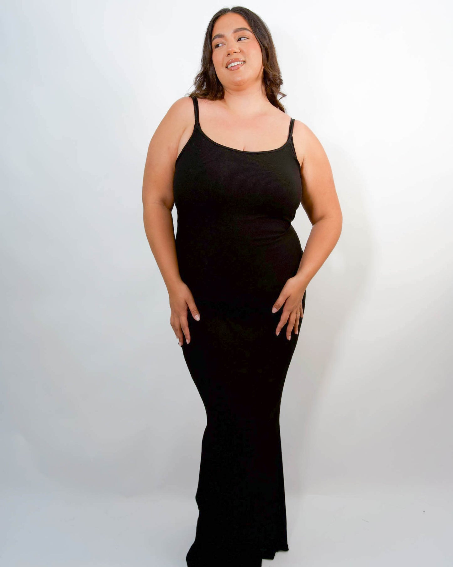 Magic™ Robe Sculptante Bretelles – Silhouette Lissée & Confort
